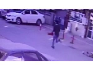 Para İçin Adam Bıçaklayan Şüpheli Kamerada
