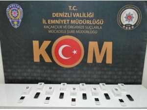 Litrelerce Kaçak Alkol Ve Akaryakıt Satılamadan Yakalandı