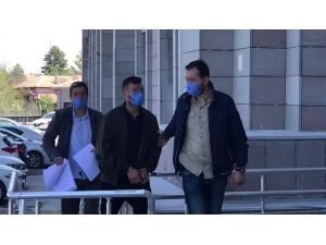 Kuyumcudan 3 Bilezik Çalan Şüpheli Adli Kontrolle Serbest