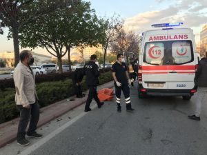Motosikletin Çarptığı Anneanne Ve Torunu Hayatını Kaybetti