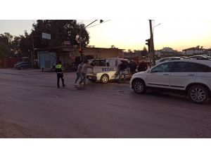Otomobiller Çarpıştı: 1 Yaralı