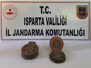 Isparta’da Ceylan Derisine İbranice Yazılı 1500 Yıllık Tevrat Ele Geçirildi
