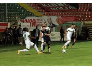 Süper Lig: Aytemiz Alanyaspor: 0 - Fenerbahçe: 0 (Maç Devam Ediyor)