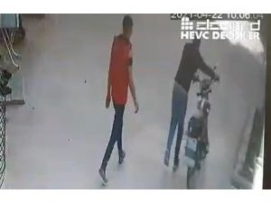 Motosiklet Hırsızları Yakayı Ele Verdi