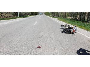 Şuhut’ta Otomobil İle Motosiklet Çarpıştı: 1 Yaralı