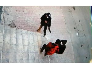Şehir Eşkıyaları Yol Kesip Gasp Yaptılar
