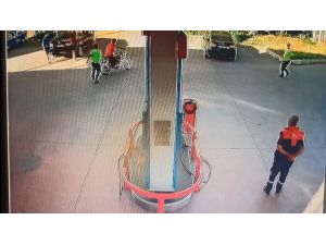 Dur İhtarına Uymadı, Polisi Ezdi