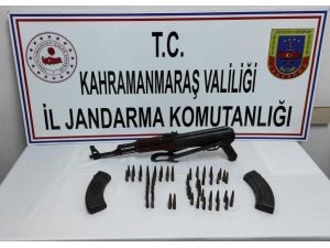 Evin Bahçesinde Gömülü Kalaşnikof Ele Geçirildi