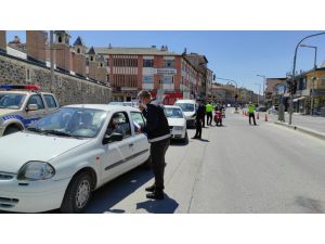 Karapınar’da Polisten Kısıtlama Denetimleri