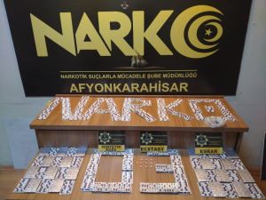 Narkotik Polisi Operasyon Düzenledi, Binlerce Uyuşturucu Hap Ele Geçirildi