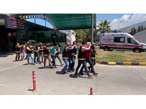 İskenderun’da Hırsızlık Şüphelisi 5 Kişi Yakalandı