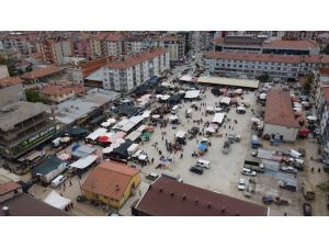 Beyşehir’de Tam Kapanma Günü Satıcılar Tezgah Açtı