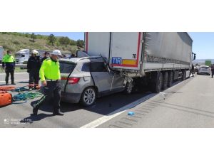 Başkentte Cip Tıra Arkadan Çarptı: 2 Ölü, 3 Yaralı