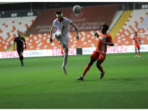 Tff 1. Lig: Adanaspor: 0 - Samsunspor: 2 (İlk Yarı Sonucu)