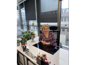 Kadın Doktor Kocası Tarafından Göğsünden Bıçaklanarak Öldürüldü
