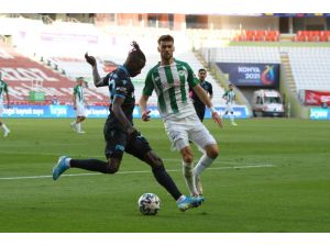 Süper Lig: Konyaspor: 1 - Trabzonspor: 1 (Maç Sonucu)