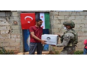 Türk Ordusundan İdlib’deki İhtiyaç Sahibi Ailelere Gıda Yardım