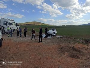 Başkent’te Kamyon İle Otomobil Çarpıştı: 1 Ölü