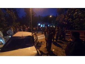 Konya’da Otomobil Duvara Çarptı: 3 Yaralı