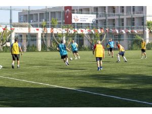 Büyükşehir Belediyesi, Futbol Müsabakaları Düzenledi