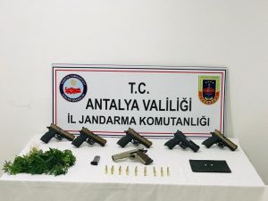 Antalya’da jandarmadan nefes kesen operasyon