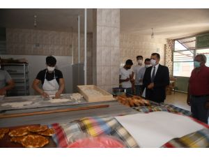 Başkan Özyiğit Esnafla Buluştu