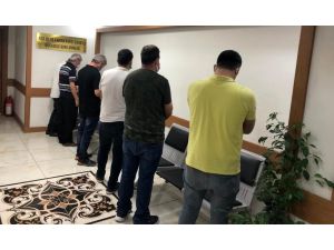 Osmaniye’de Kahvehanede Kumar Oynayan 7 Kişiye 31 Bin Lira Ceza