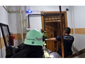Yaşlı kadının ‘itfaiye’ talebi yanlış anlaşılınca mahalle karıştı