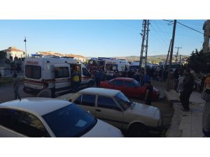 Başkentte Çıkan Yangında 8 Kişi Dumandan Etkilendi