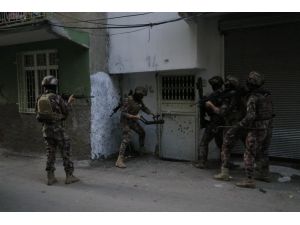Adana Merkezli 3 İlde Pkk/kck’nın Siyasi Alan Yapılanmasına Operasyon