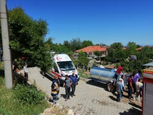 2 Saatte Evi, Otomobili Ve İşyeri Küle Döndü