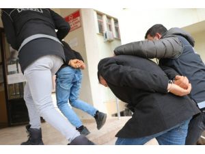 Fetö’nün Askeri Ve Emniyet Mahrem Yapılanmasına Operasyon: 4 Gözaltı