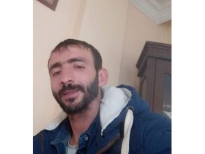 Mersin’de Alacak Verecek Kavgasında Kan Aktı; 1 Ölü