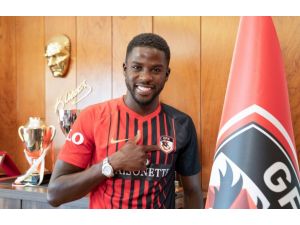 Gaziantep Fk, Djilobodji İle 3 Yıllık Sözleşme Uzattı