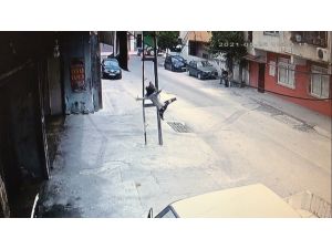 Mersin’de Balkondan Düşen 2 Yaşındaki Çocuk Yaralandı