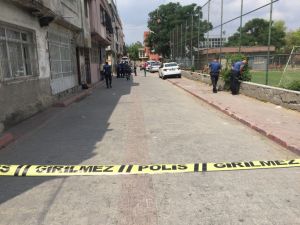 Sokak Ortasında Vuruldu