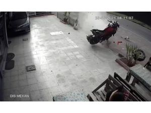 1 kişinin öldüğü kazada 2 kişi ölümden kıl payı kurtuldu