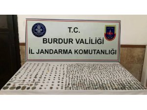 Burdur’da Yüzlerce Tarihi Eser Ele Geçirildi