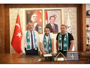 Serik Belediyespor Kaptan Sinan Kalaycı İle Yeniden Anlaştı