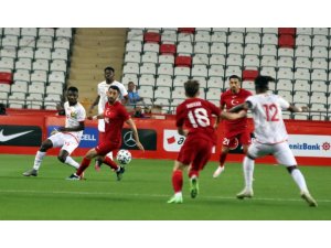 Hazırlık Maçı: Türkiye: 0 - Gine: 0 (Maç Devam Ediyor)