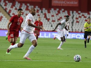 Hazırlık Maçı: Türkiye: 0 - Gine: 0 (İ̇lk Yarı)