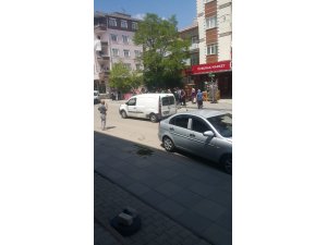 8 Aylık Hamile Kadına Otomobilin Çarptığı Anlar Güvenlik Kamerasına Yansıdı
