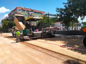 Demre’de önce alt yapı sonra asfalt çalışması