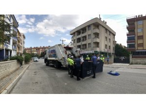 Çöp Kamyonunun Çarptığı Kadın Hayatını Kaybetti