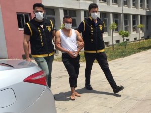 Yalın Ayak Dam Dama Atlayarak Kaçan Hırsız Yakalandı