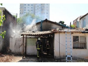Müstakil evdeki yangın büyümeden söndürüldü
