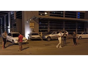 Drift Atarken Direksiyon Hakimiyetini Kaybedip Müze Duvarına Çarptı