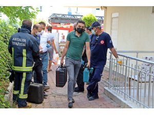 Apartmandan gelen gaz kokusu polis ve itfaiyeyi alarma geçirdi