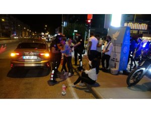 Antalya’da alkollü sürücü 5 araca çarpıp hurdaya çevirdi:2 yaralı