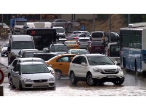 Başkent Sağanak Yağmura Teslim